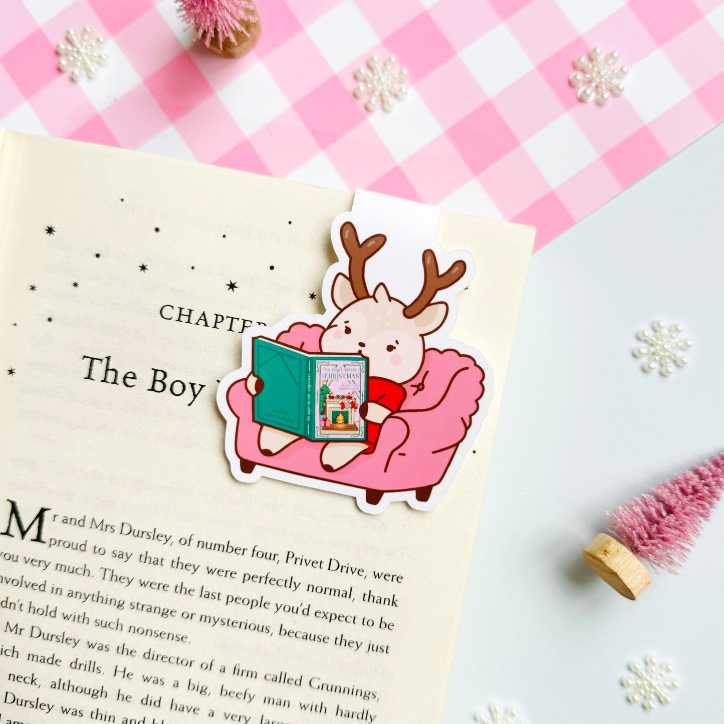 Reindeer Reading Nook Magnetic Bookmark